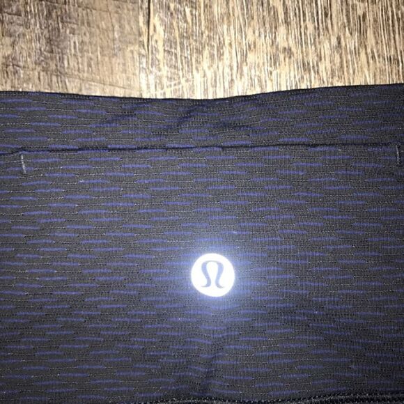 Lululemon Leggings: Size 6  - Picture 4 of 4
